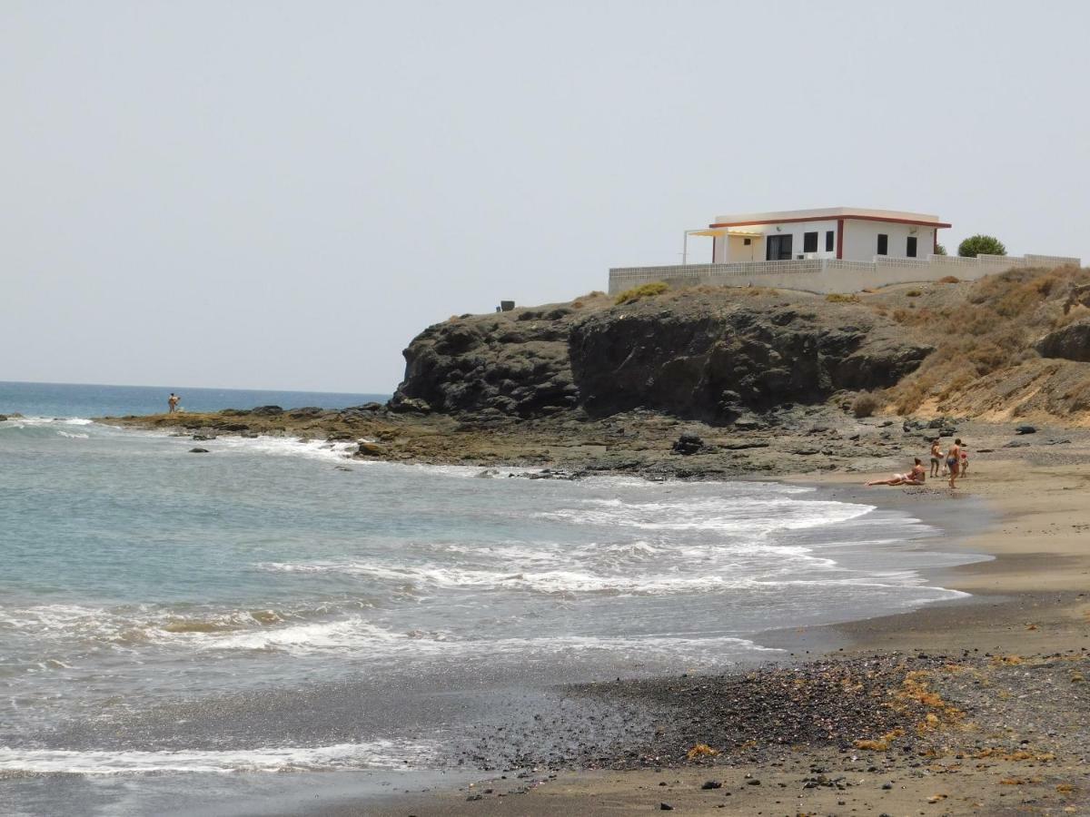 Villa El Roquito Ocean View Tarajalejo Esterno foto