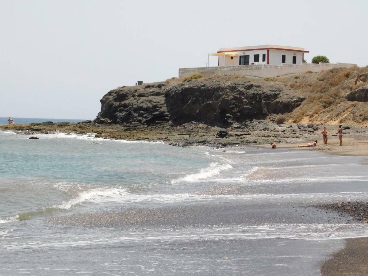 Villa El Roquito Ocean View Tarajalejo Esterno foto